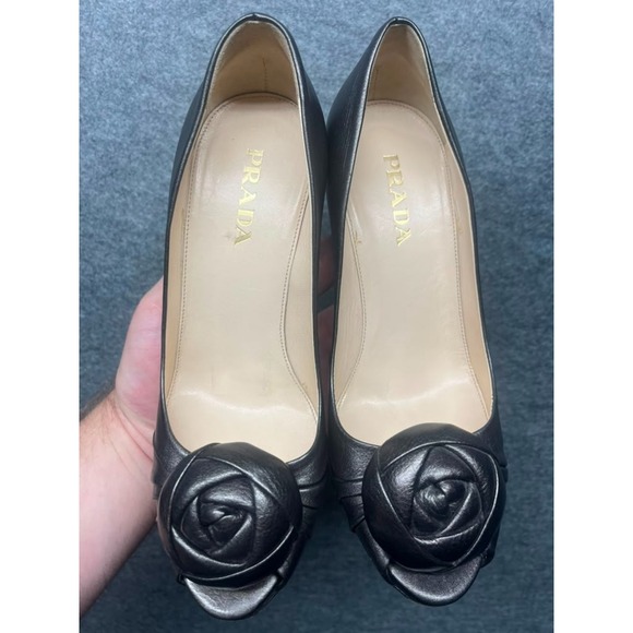 Prada Shoes - PRADA Women's Black Leather Ruched Flower Toe Stiletto Pumps Heels EU 36.5